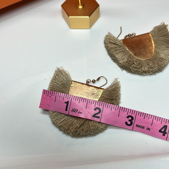 FRINGE STATEMENT EARRINGS - Picture 4 of 5